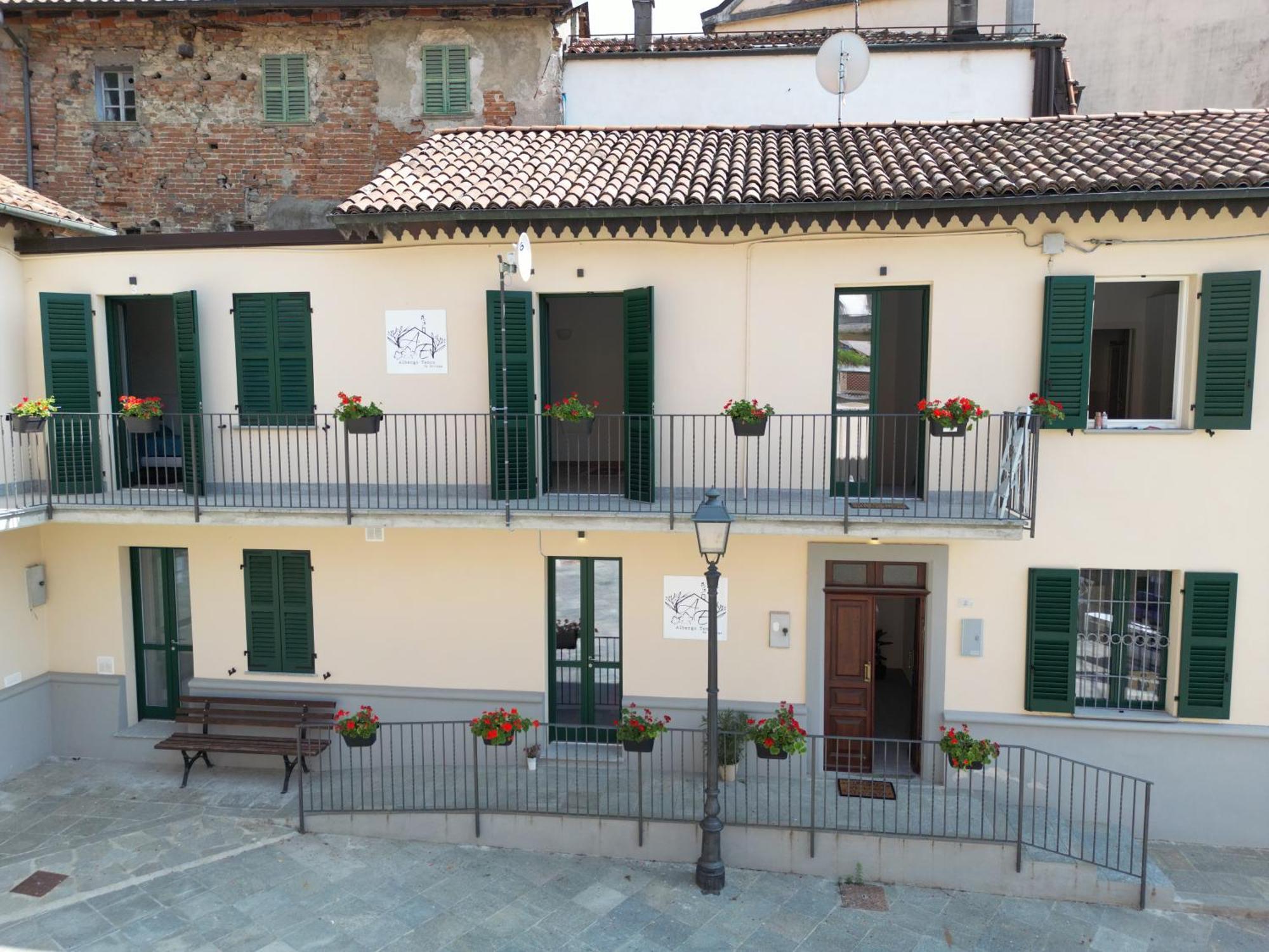 Albergo Tenco By Bottega Alice Bel Colle Exterior photo
